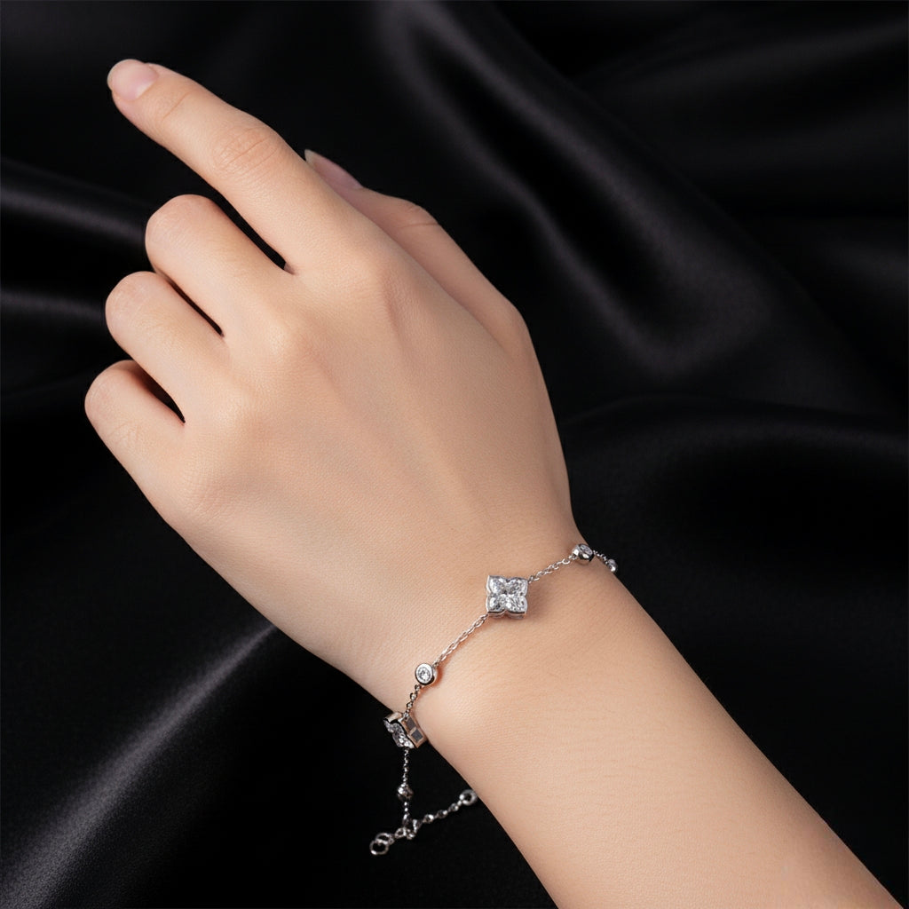 β¨ Lillium Trilight Bracelet